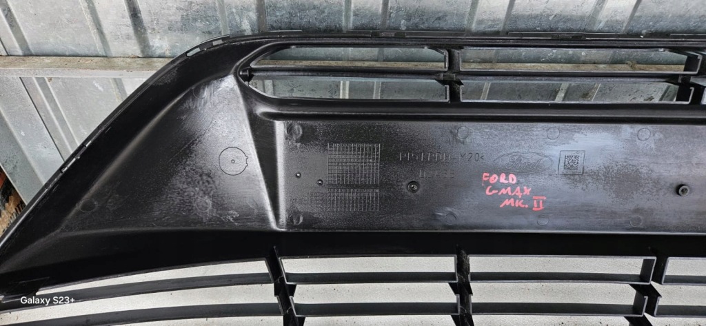 Решітка середня бампера ford c-max mk. ii am51-17b968-b Недорого