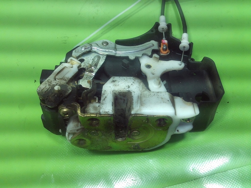 фото №2, Mitsubishi colt vi z30 замок правый задняя