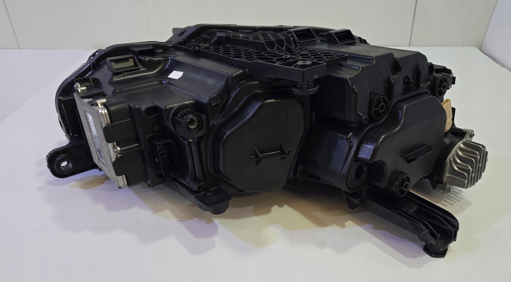 фото №14, Vw passat b8 lift alltrack 2023 iq.light matrix full led лампа левая eu 3g1