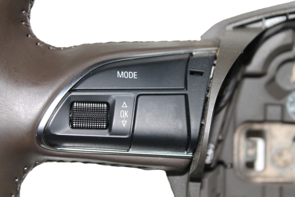 фото №6, Audi a4 b8 lift воздуховод мультимедийная коричневая 4l0419091ac