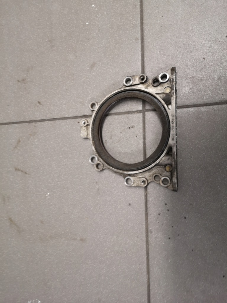 фото №1, Корпус ущільнювач вала a4 b6 1.8t 06a103171b