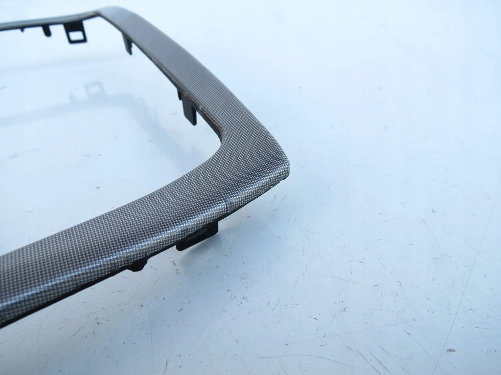 фото №7, Рамка средняя консоли радио r-design 30672110 volvo s60 i v70 ii xc70 i