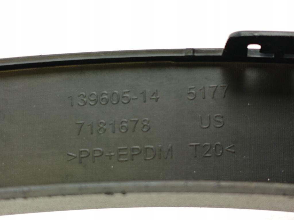 фото №13, Bmw x4 g02 молдинг накладка крила правий задня 7181678