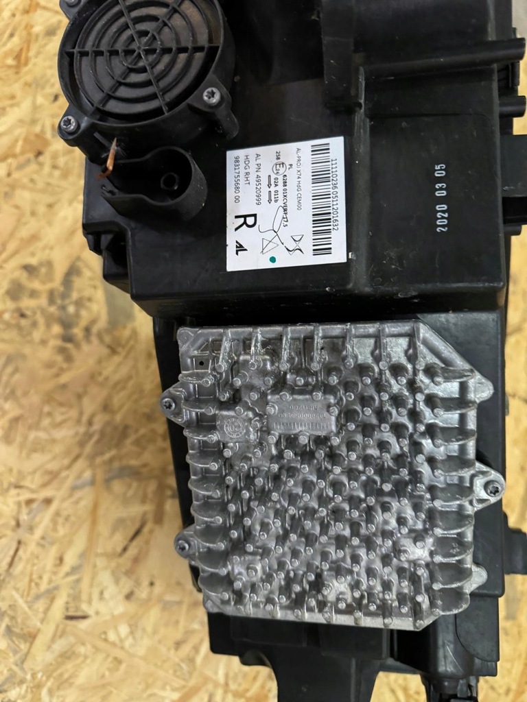 фото №7, Citroen ds9 комплект лампа full led перед левая правая 9831755780 9831755680