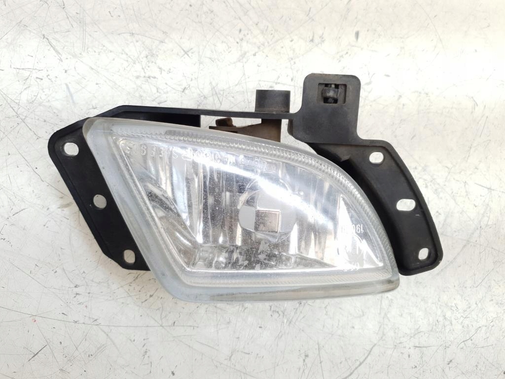 фото №4, Противотуманная фара правый mazda 626 v