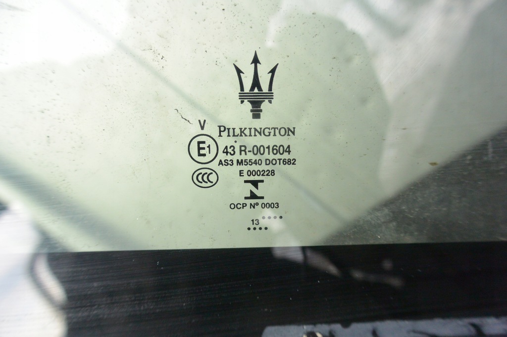 фото №5, Стекло люк maserati quattroporte vi 2013