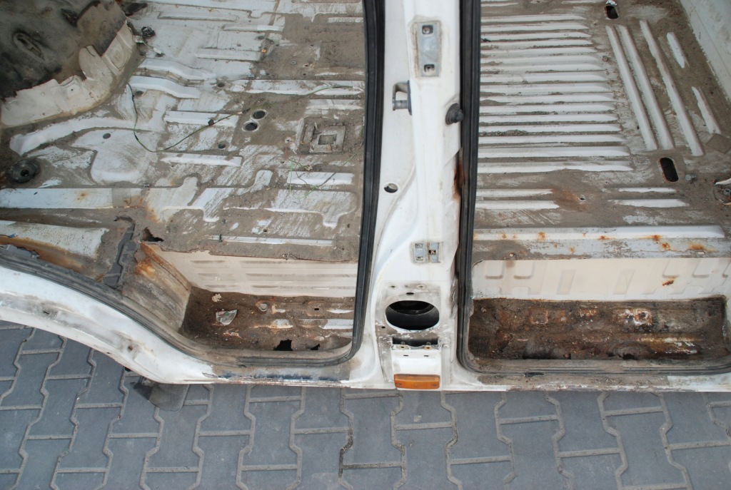 фото №11, Кабина двойной doka dubel iveco daily 99-06r