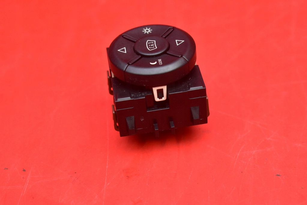 фото №6, Выключатель переключатель head-up 96661115xt peugeot 508 1 i 10-14