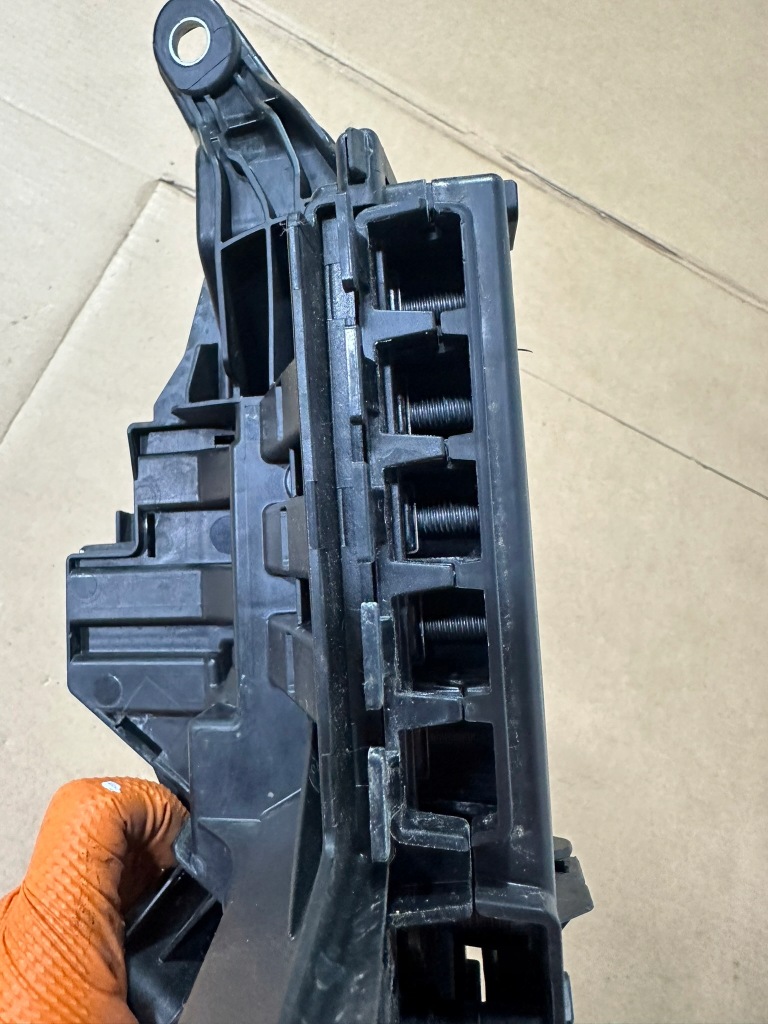 Распределитель тока, предохранитель, напряжения mercedes e klasa w213 g европа Киев