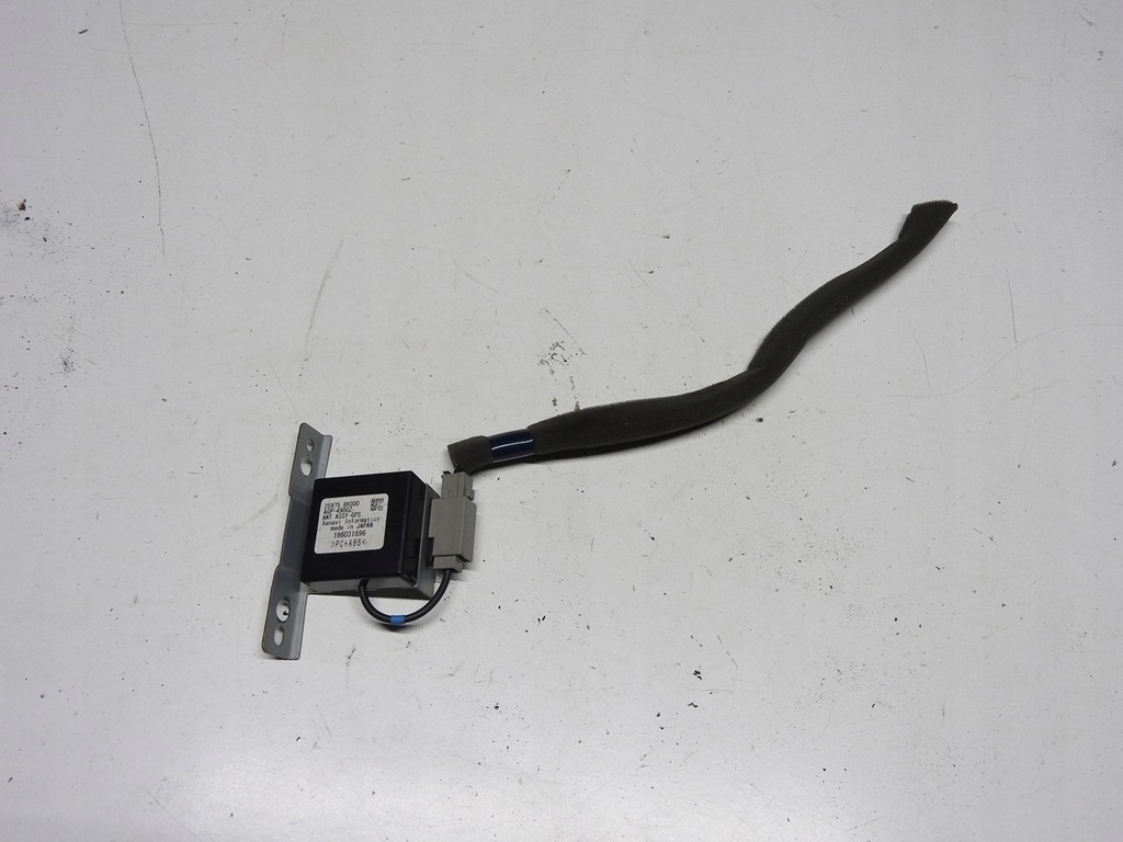 фото №8, Nissan x-trail t30 модуль антенны 25975-8h300