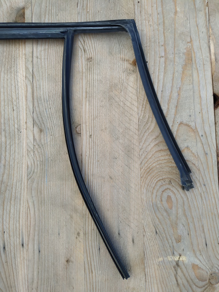 фото №8, Прокладка рамка скло правий задня - bmw x3 f25