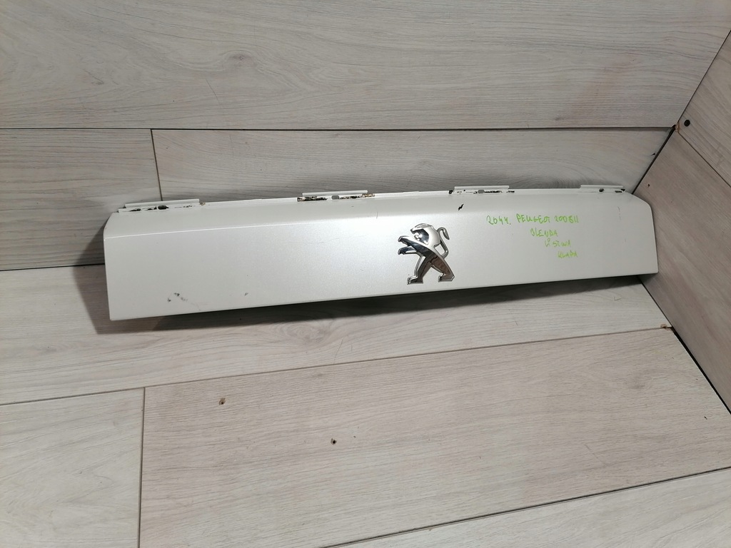 фото №1, Peugeot 2008 ii накладка молдинг крышки задняя 9828080080