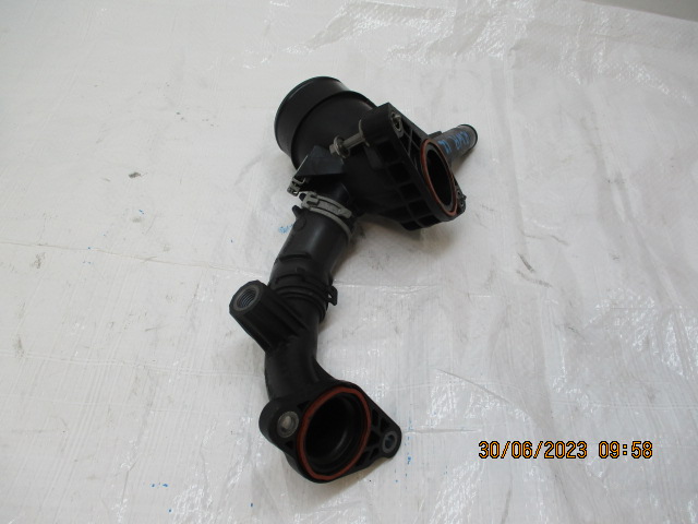 Nissan qashqai 1.5 d труба 147137396r в Україні