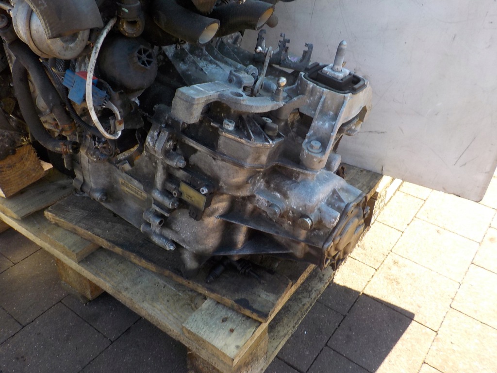 Купить Mini r55 r56 12r 1.6 turbo 184km коробка передач передач 7594639