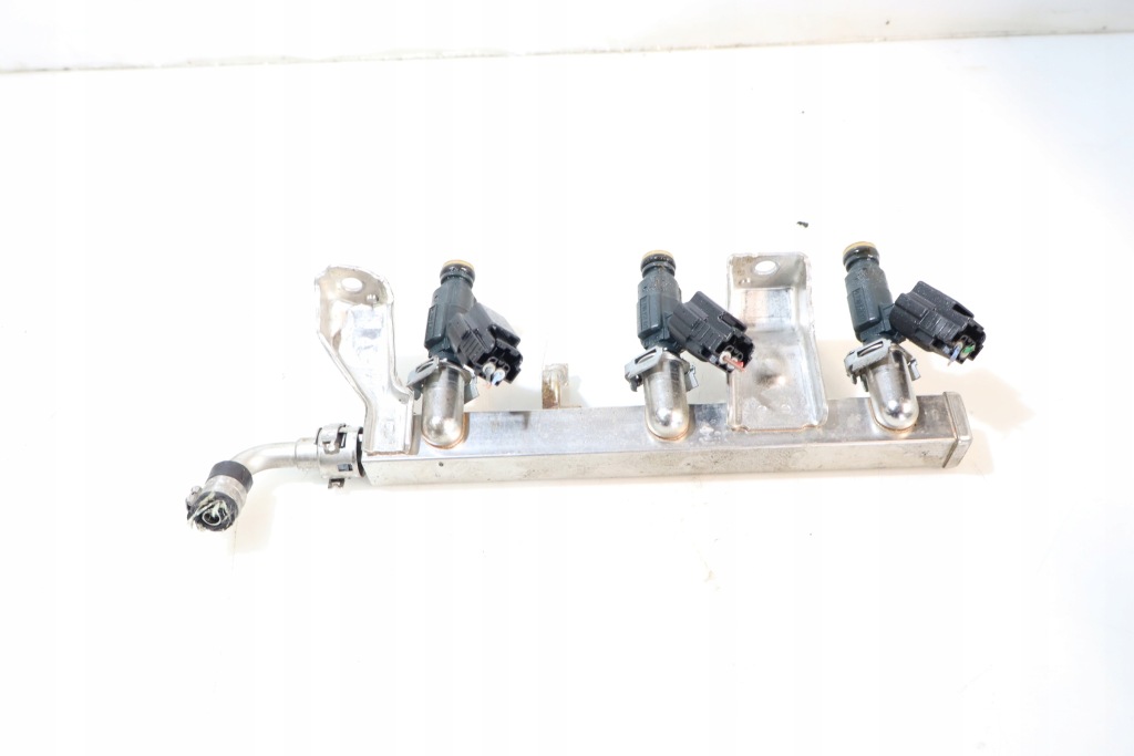 фото №1, Молдинг впрыскная peugeot 208 ii 1.2