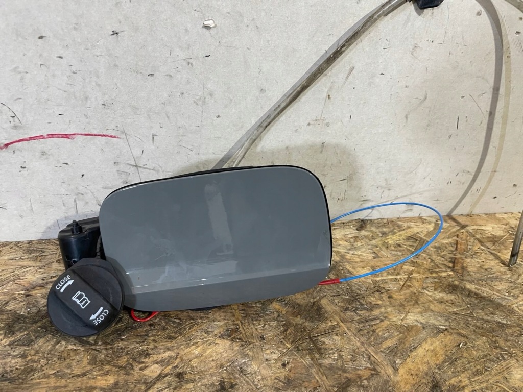 фото №1, Audi q5 80a крышка заливной топлива 80a809906