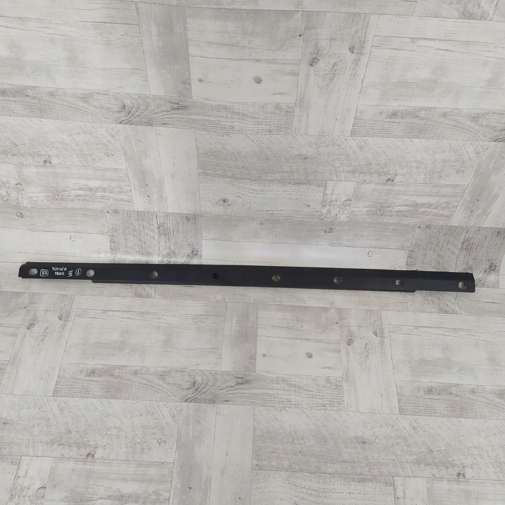 фото №1, Toyota yaris iii молдинг порог левая 75852-0d020