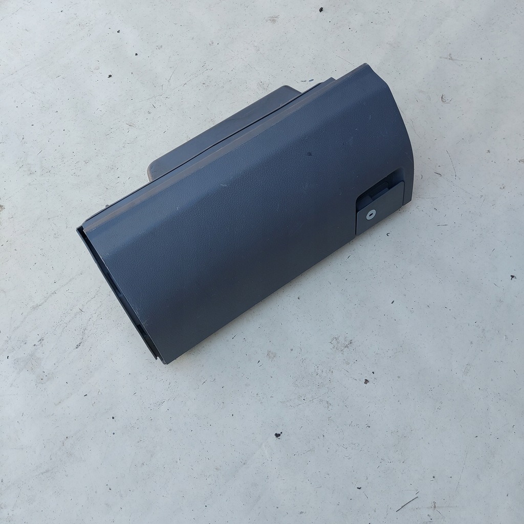 фото №1, Бардачок пассажира crafter sprinter 906 europa