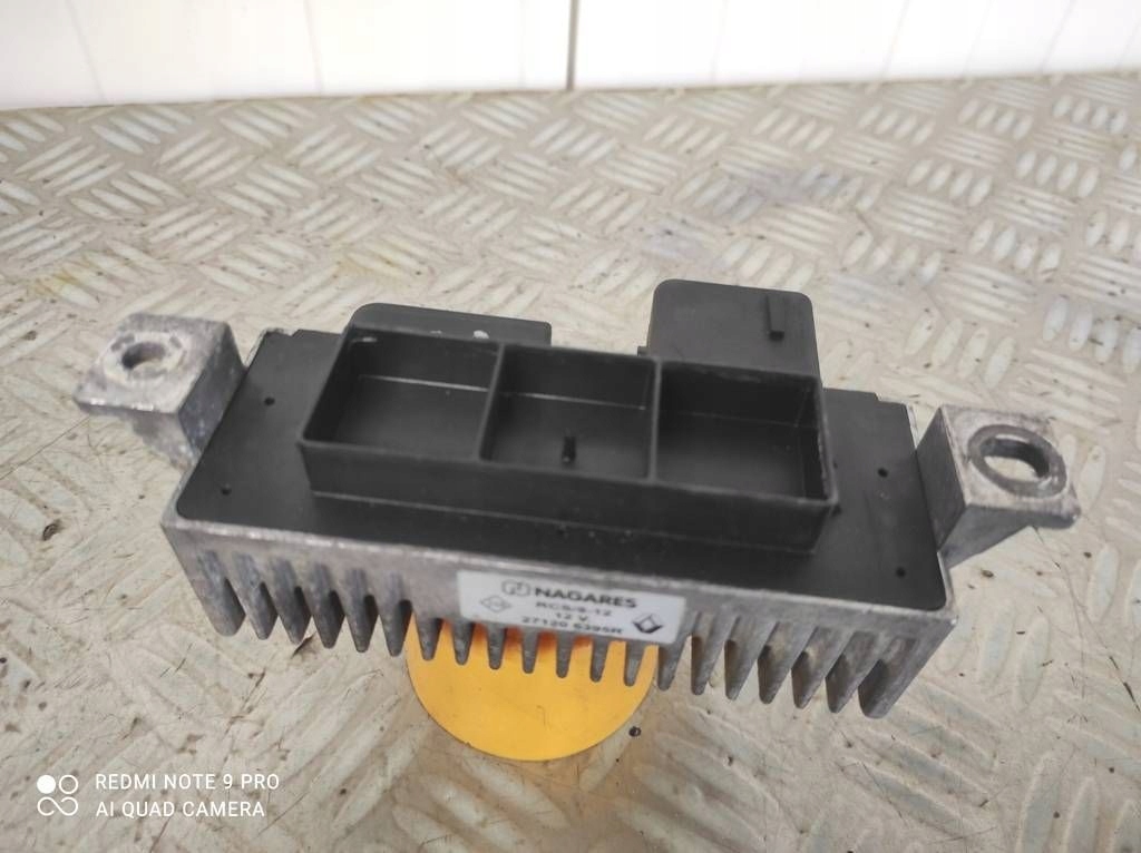 Реле свічка розжарювання renault trafic 3 master 3 2.3 dci 271206395r Оригінал