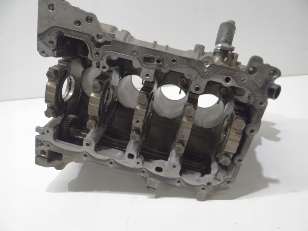 фото №10, Блок двигателя bmw f10 2.0 d 7810596 n47