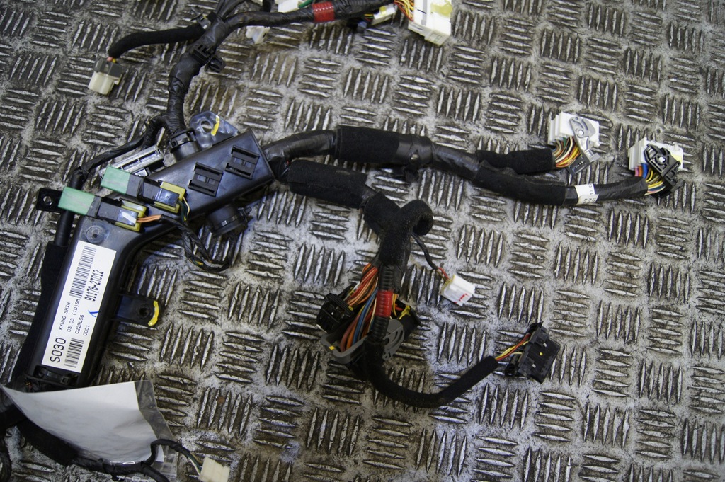 фото №8, Електропроводка джгут консолі 1.7 crdi optima iii