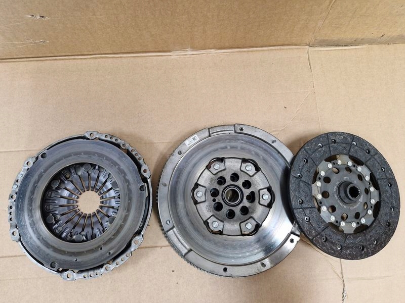 фото №6, Renault trafic iii 3 talento ii 2 2.0 dci зчеплення колесо двомасовий комплект