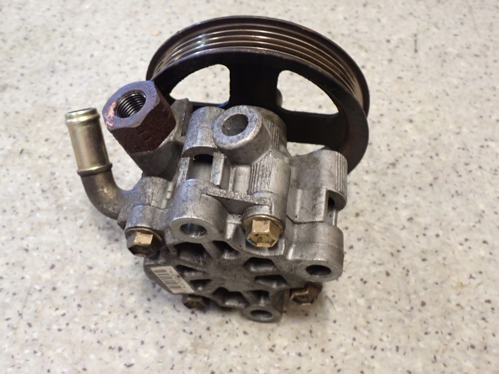 фото №4, Toyota corolla verso 01-насос усилителя