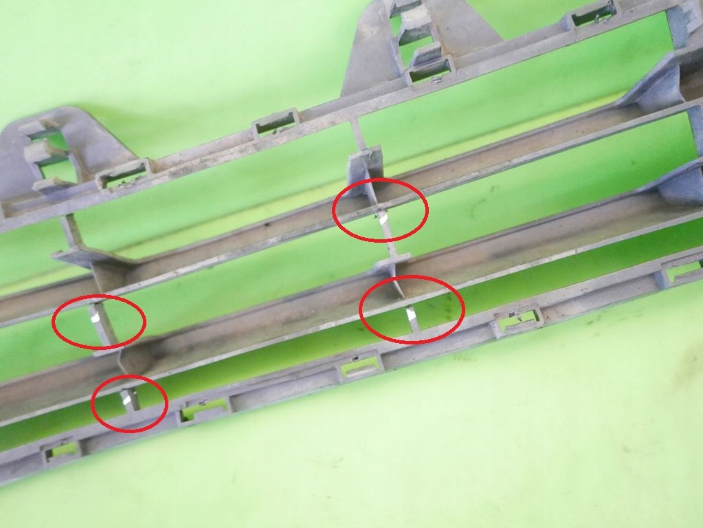 Решётка бампера перед середина opel meriva a i 03-05 Недорого