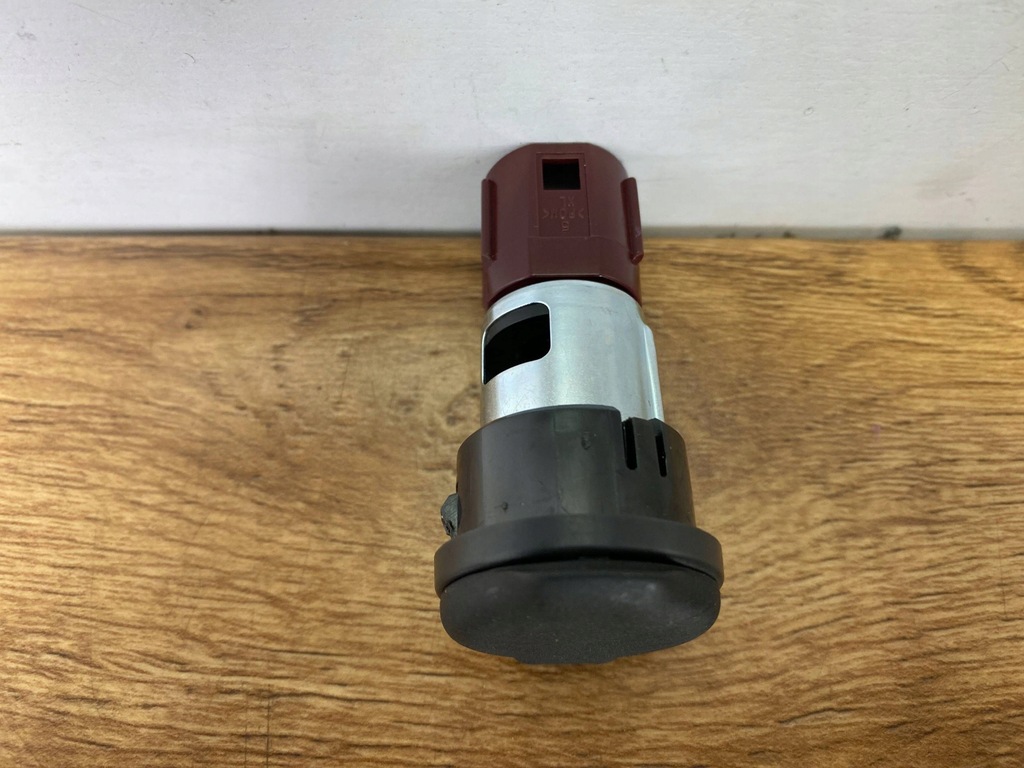 фото №7, Роз'єм прикурювача cadillac cts iii 2014+