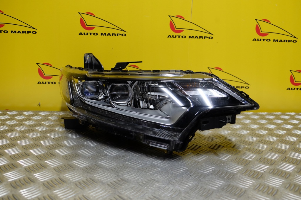 Mitsubishi outlander рестайлінг  2015- фара фара full led r європа Оригінал