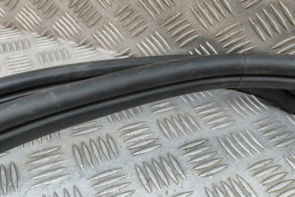 фото №6, Hyundai ioniq 5 ne передня ліва прокладка двері гумовий 82110-gi000 2021 25