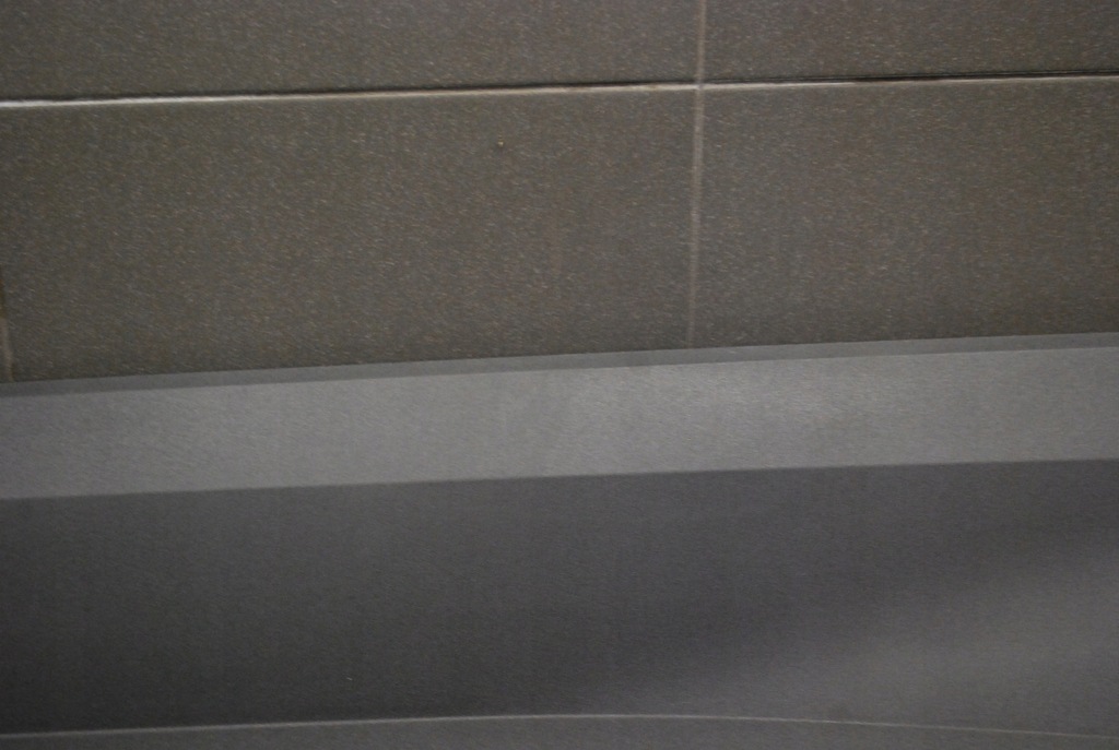 фото №4, Нижняя молдинг дверь левая audi q8 4m8853969a