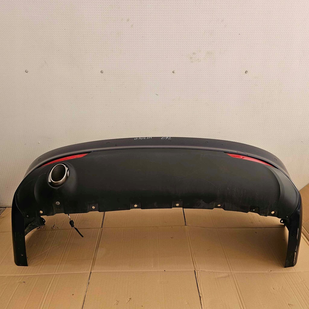 фото №1, Alfa romeo giulia бампер задняя задний 4xpdc 092