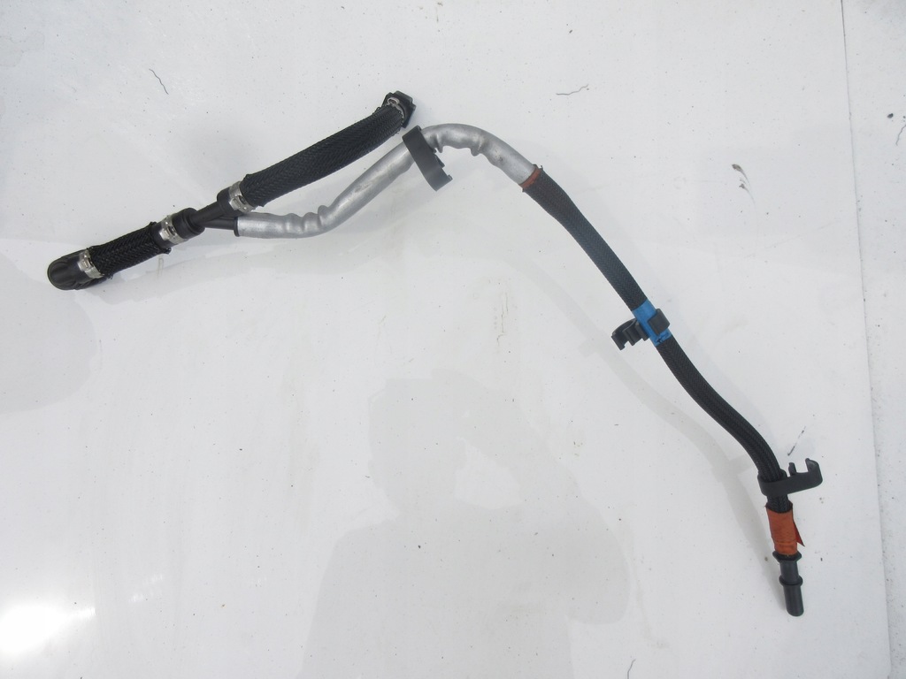 фото №1, Шланг трубка топлива jaguar xe xf range land rover evoque velar 2.0d