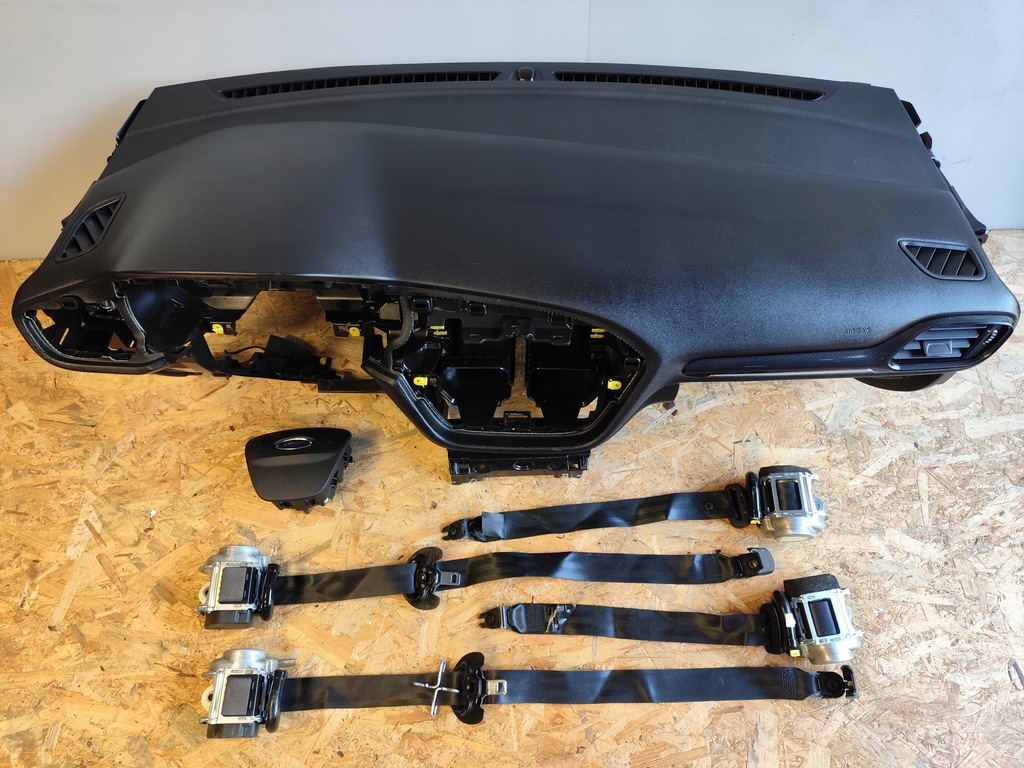 фото №1, Ford puma консоль подушка безопасности ремни демонтаж