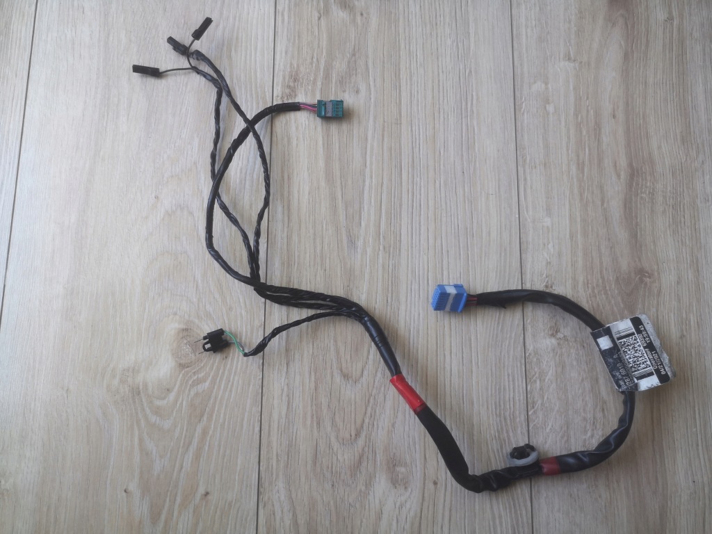 фото №1, Tesla 3 model 3 жгут шланг зеркало 11 pin оригинальный номер