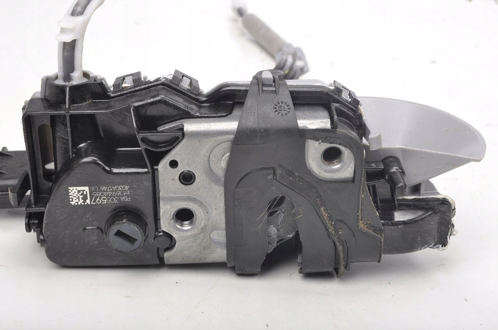 фото №7, Peugeot 2008 ii замок дверь левый перед 6 pin