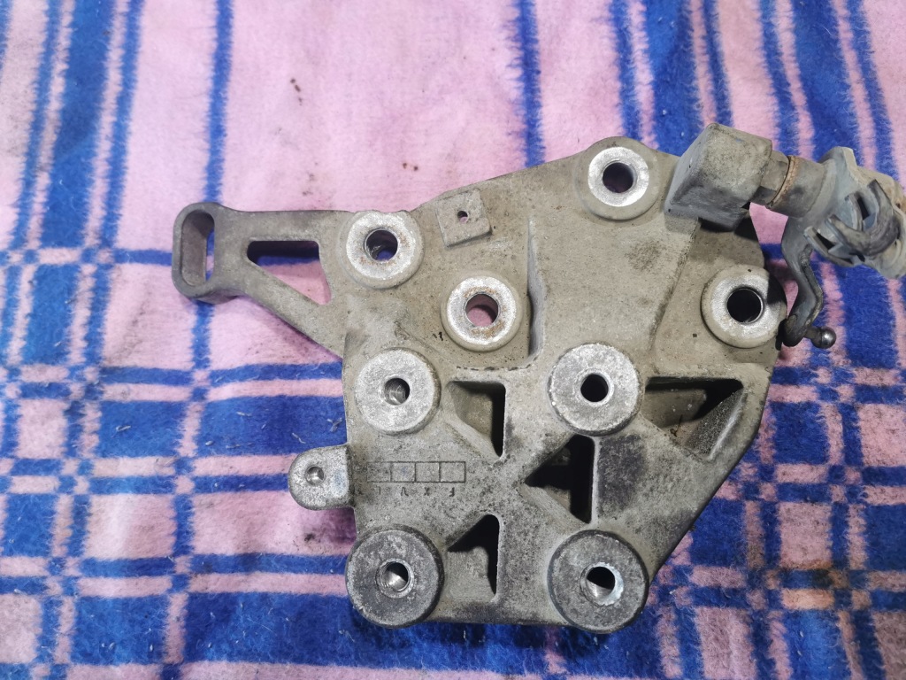 фото №1, Кронштейн коробки boxer citroen jumper 2.0 blue hdi