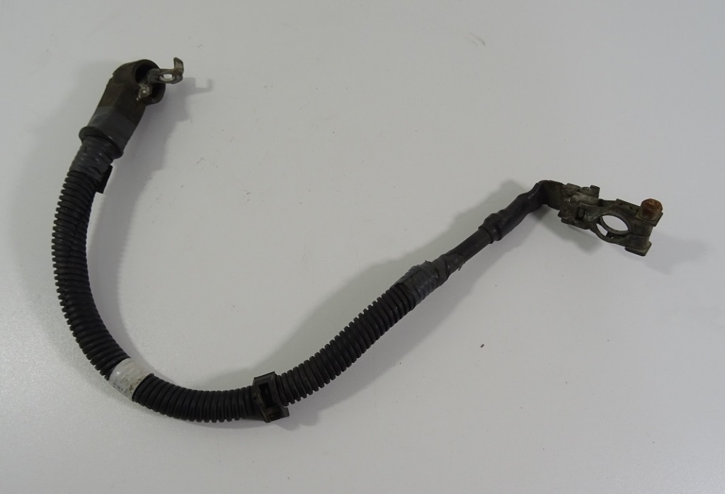 фото №1, Toyota sienna стартер шланг кабель клемма