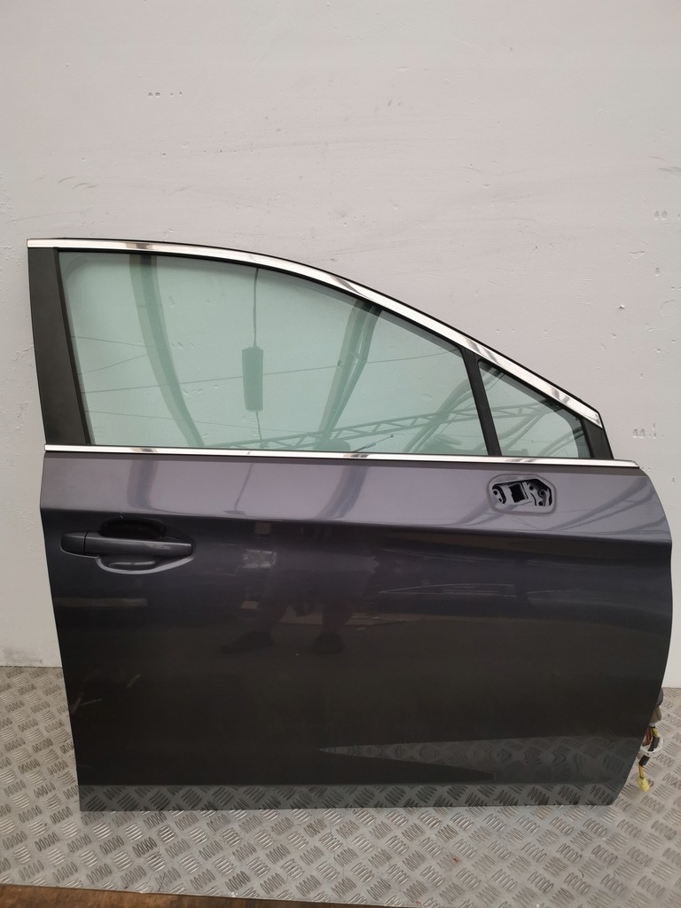 фото №1, Legacy vi 2015- usa дверь правое передние sedan