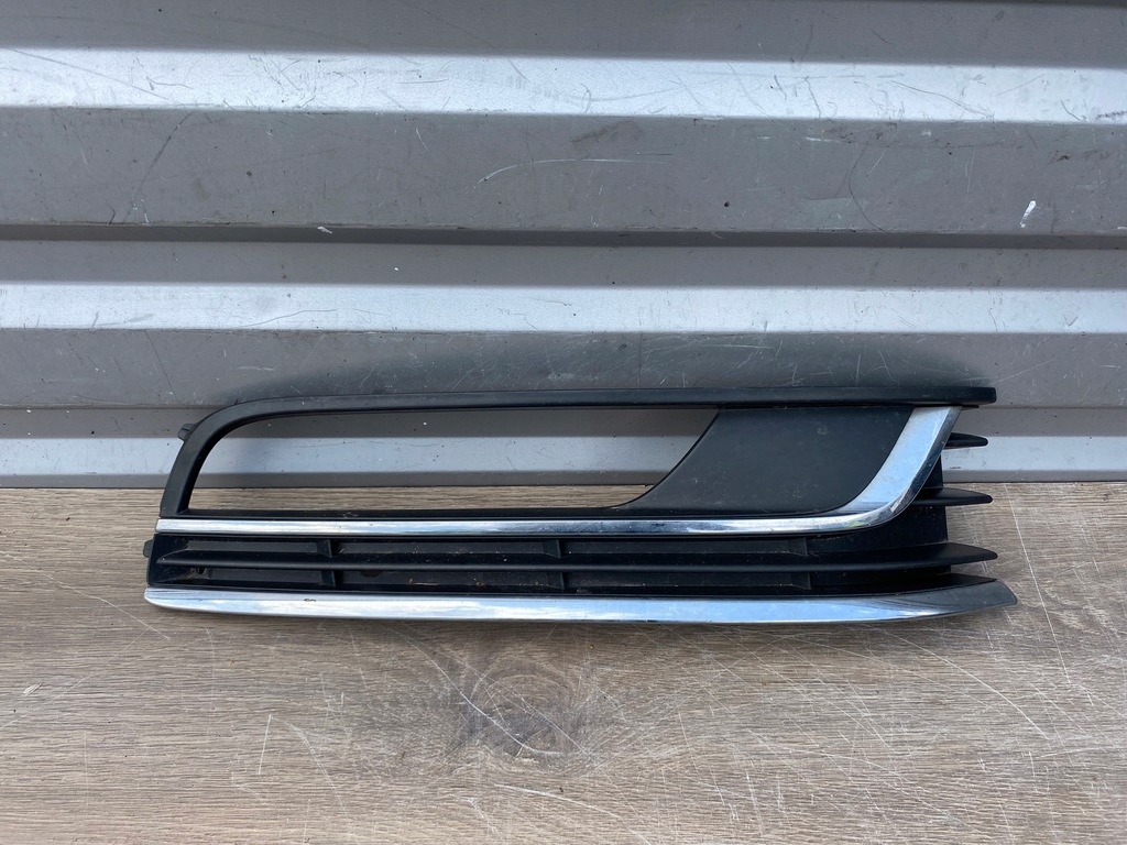 фото №1, Решітка бампера права vw passat b7 3aa853666