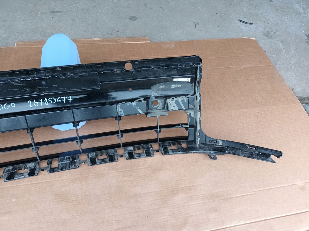 фото №7, Решётка vw taigo r-line средняя перед 2g7