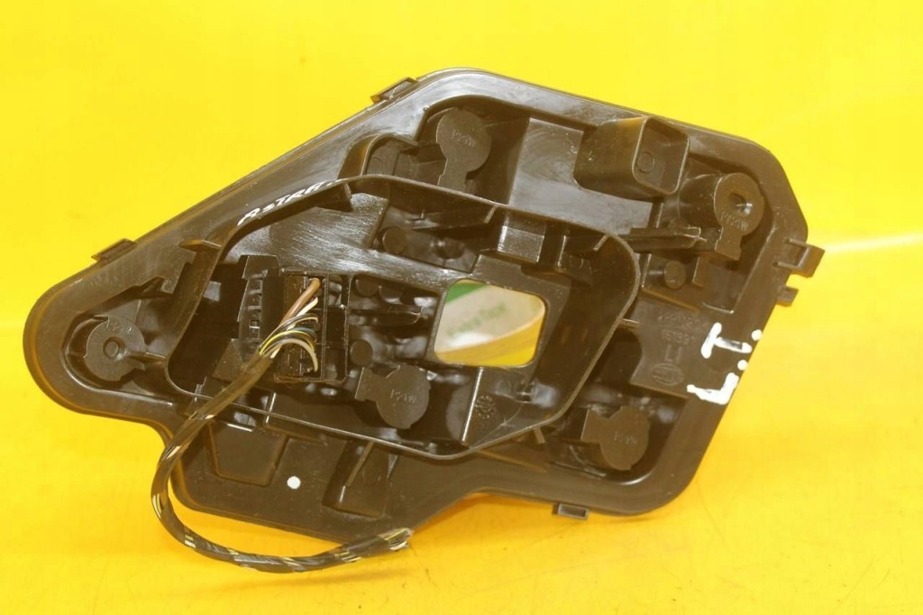 Вкладиш фари ліва задній opel astra h 3d 16139500 Київ