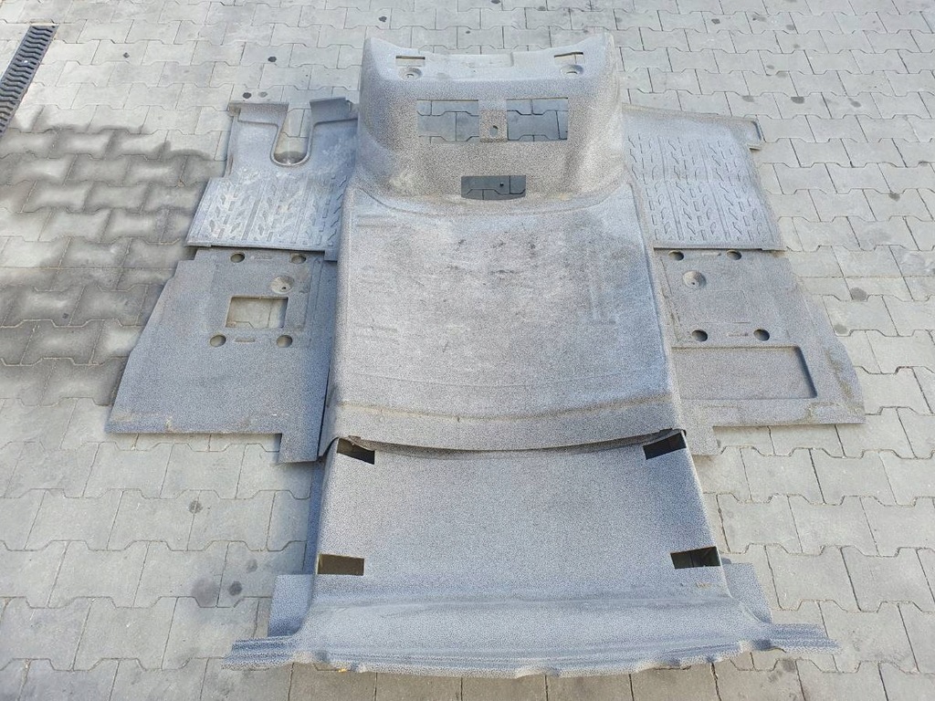 фото №1, Коврики обшивка комплект салон daf xf 106 lift europa 2021