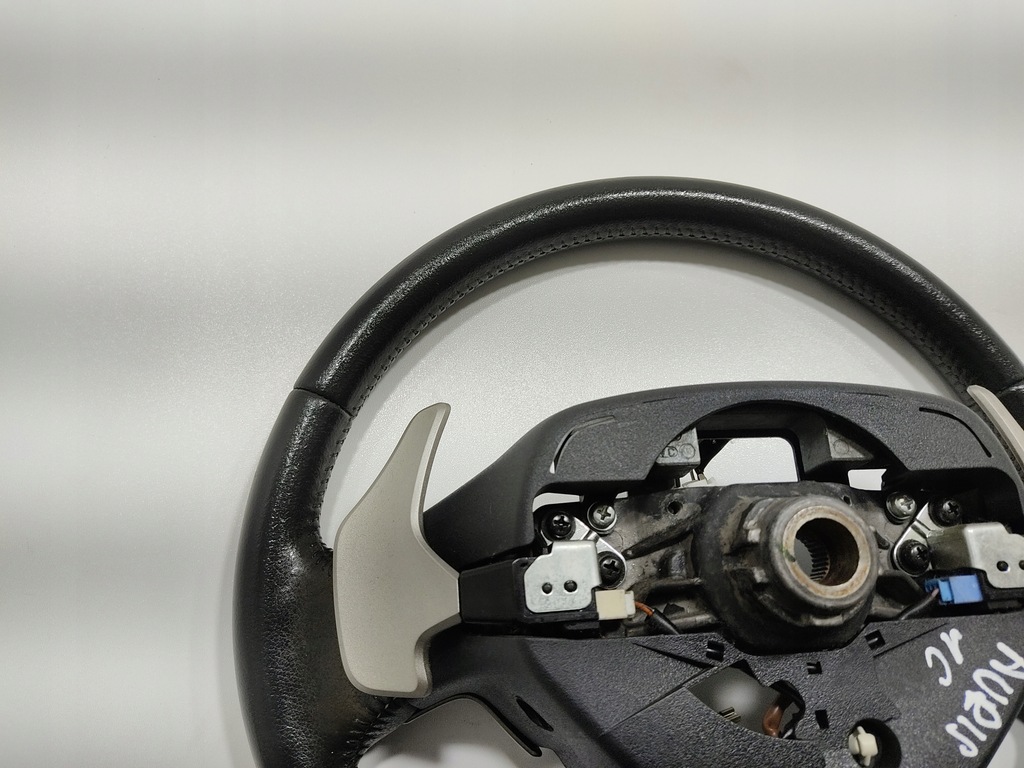 фото №12, Воздуховод многофункциональный лепестки переключения toyota auris i e15 2006-2009