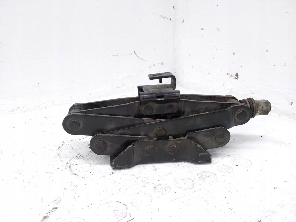 фото №1, Volvo v70 2013 домкрат автомобильный