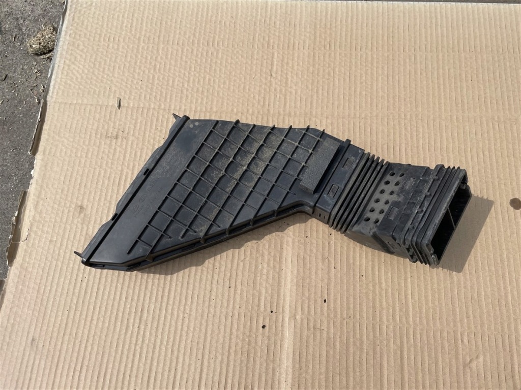 фото №1, Ловушка воздуха w pas передний 1.7 crdi 28210-d3100 hyundai tucson 3 iii