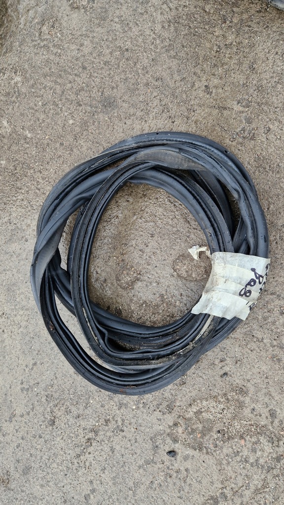 фото №4, Vw golf 7 vii ущільнювачі прокладка двері кришка багажника hb кузовна