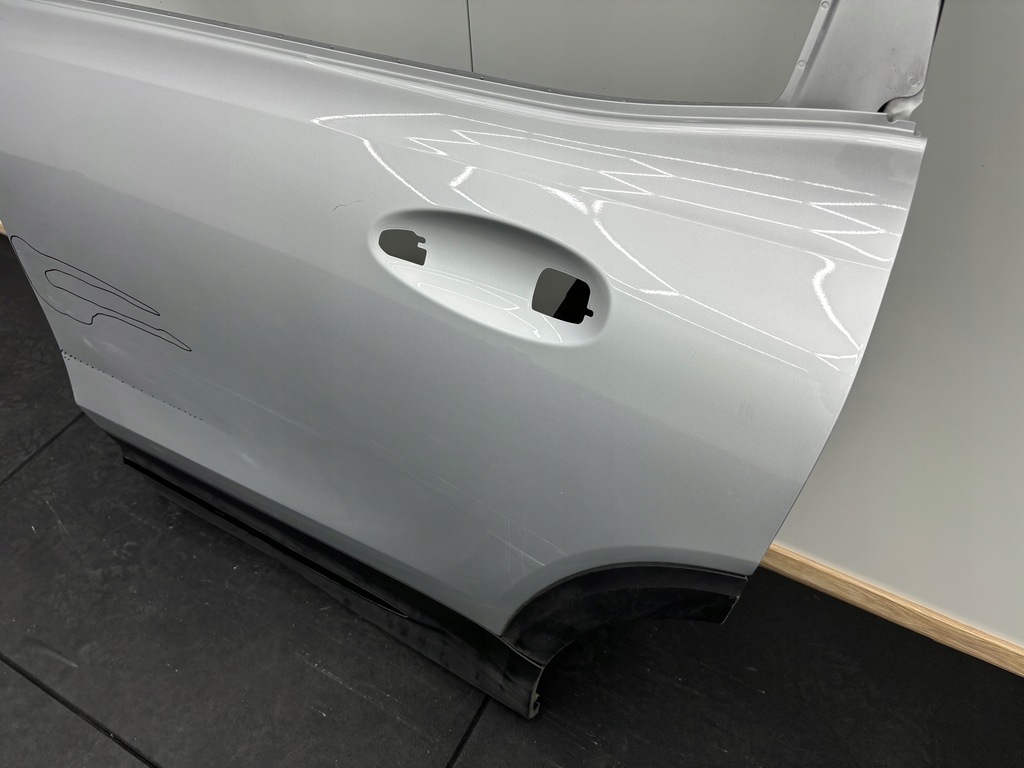 фото №10, Mercedes glb w247 двері ліва задні задня