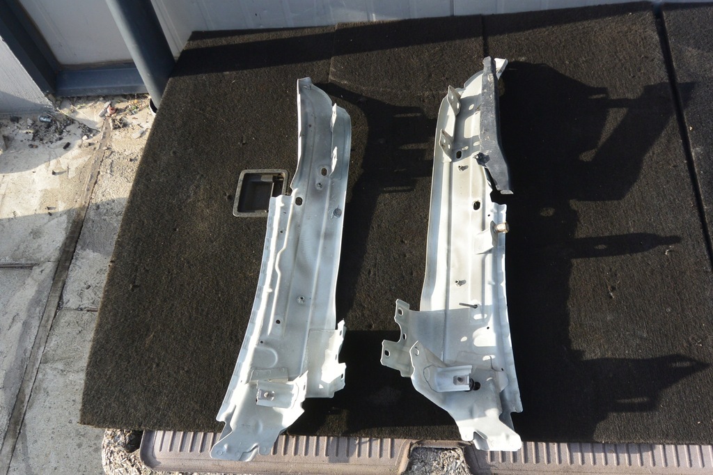 фото №8, Кронштейн крыла перед правое левая lr9a audi q7 4l